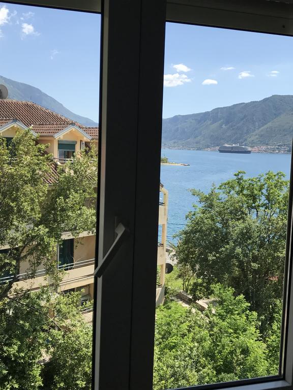 Apartment Titaneli Kotor Luaran gambar